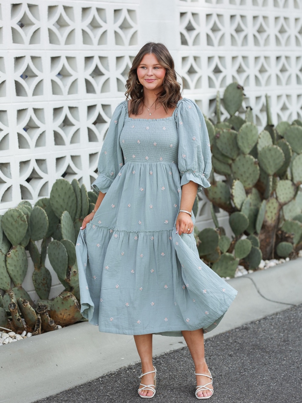 Listicle Sage Green Floral Smocked Midi Dress